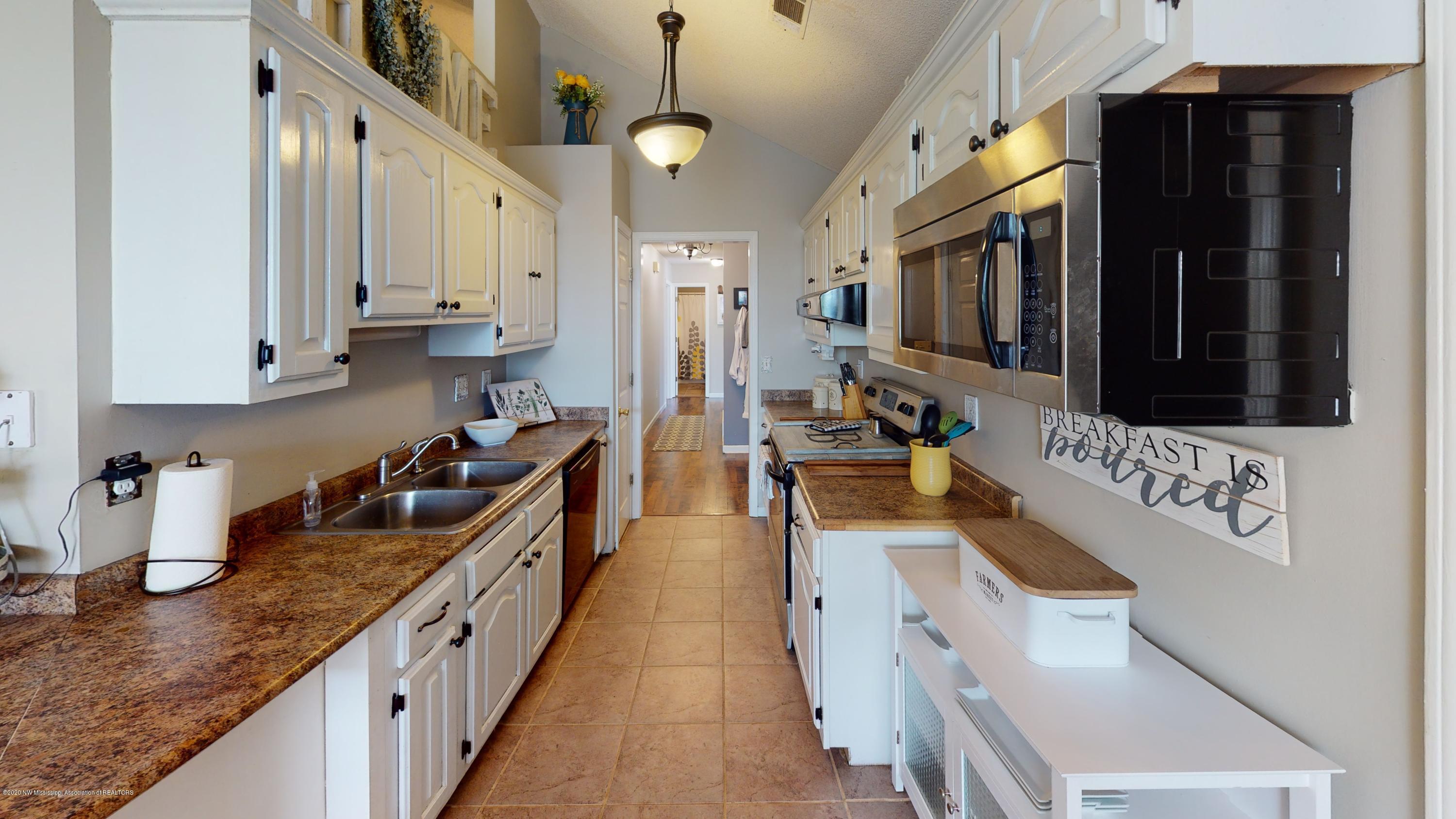 14305 French Road Byhalia, MS 38611 - Photo 14 of 35 14305-French-Rd-Kitchen