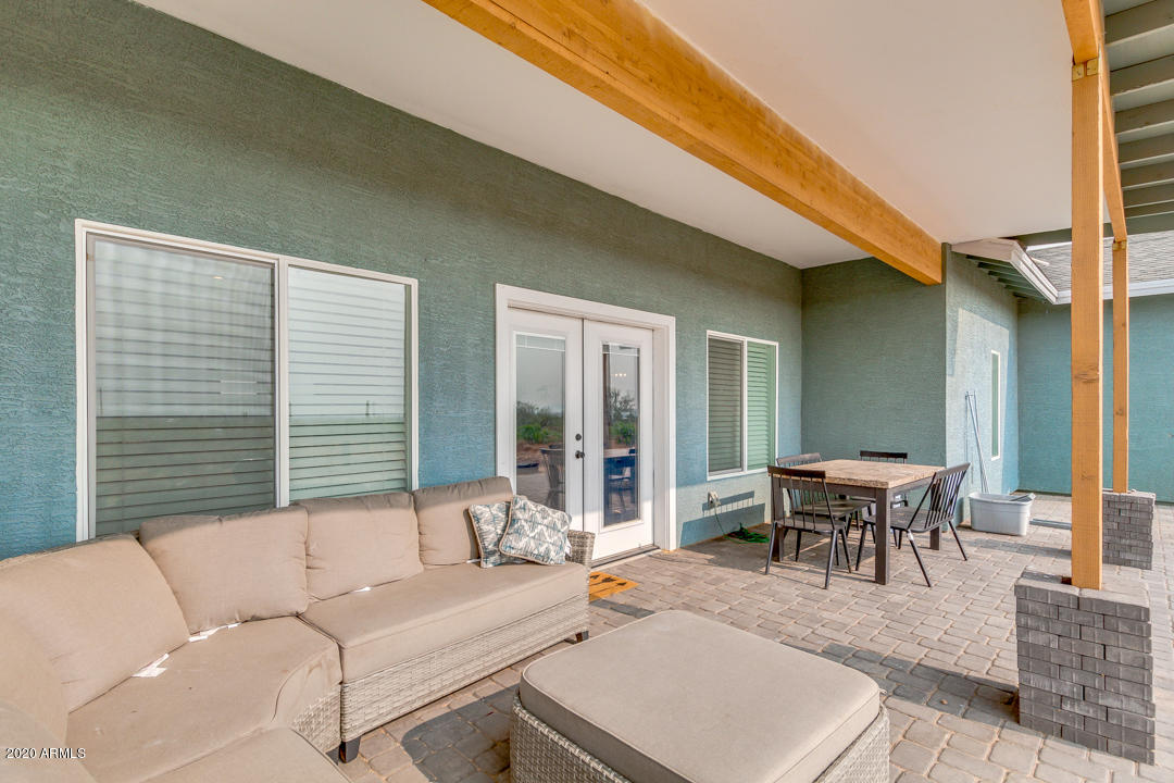 556 North Sunset Road Apache Junction, AZ 85119 - Photo 4 of 29 32-Sunset