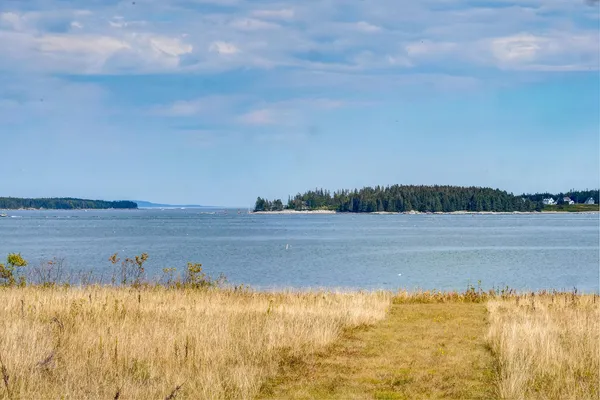 $1,395,000 | 435 Seawall Road, Southwest Harbor, ME 04679