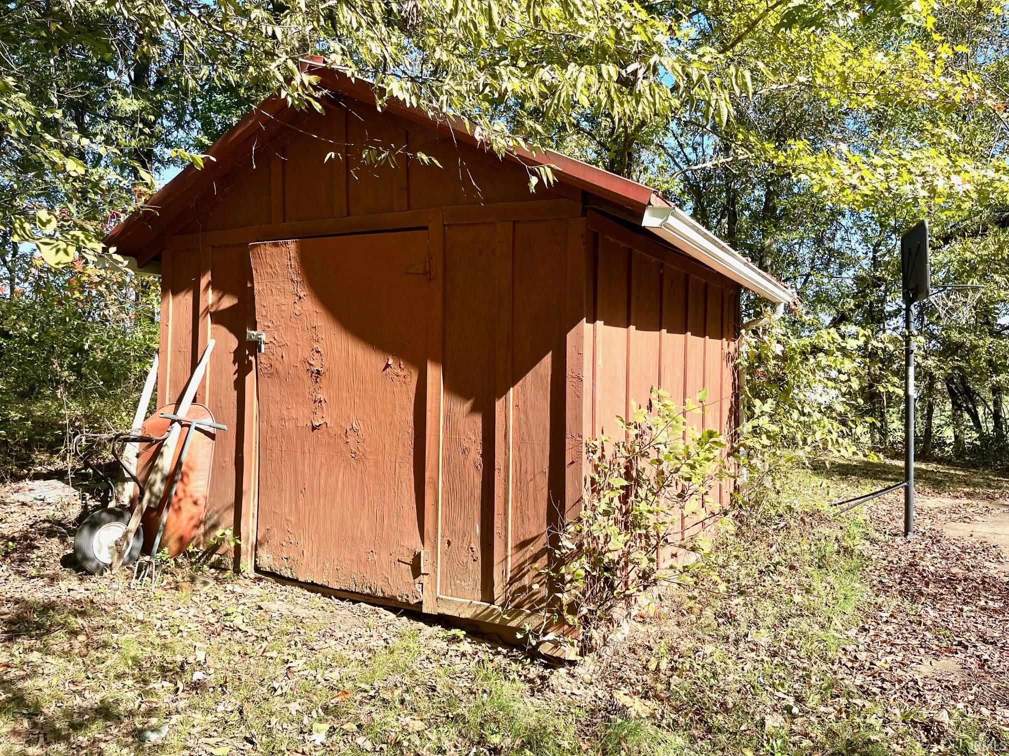 400 North Center Road Boonville, IN 47601 - Photo 11 of 36