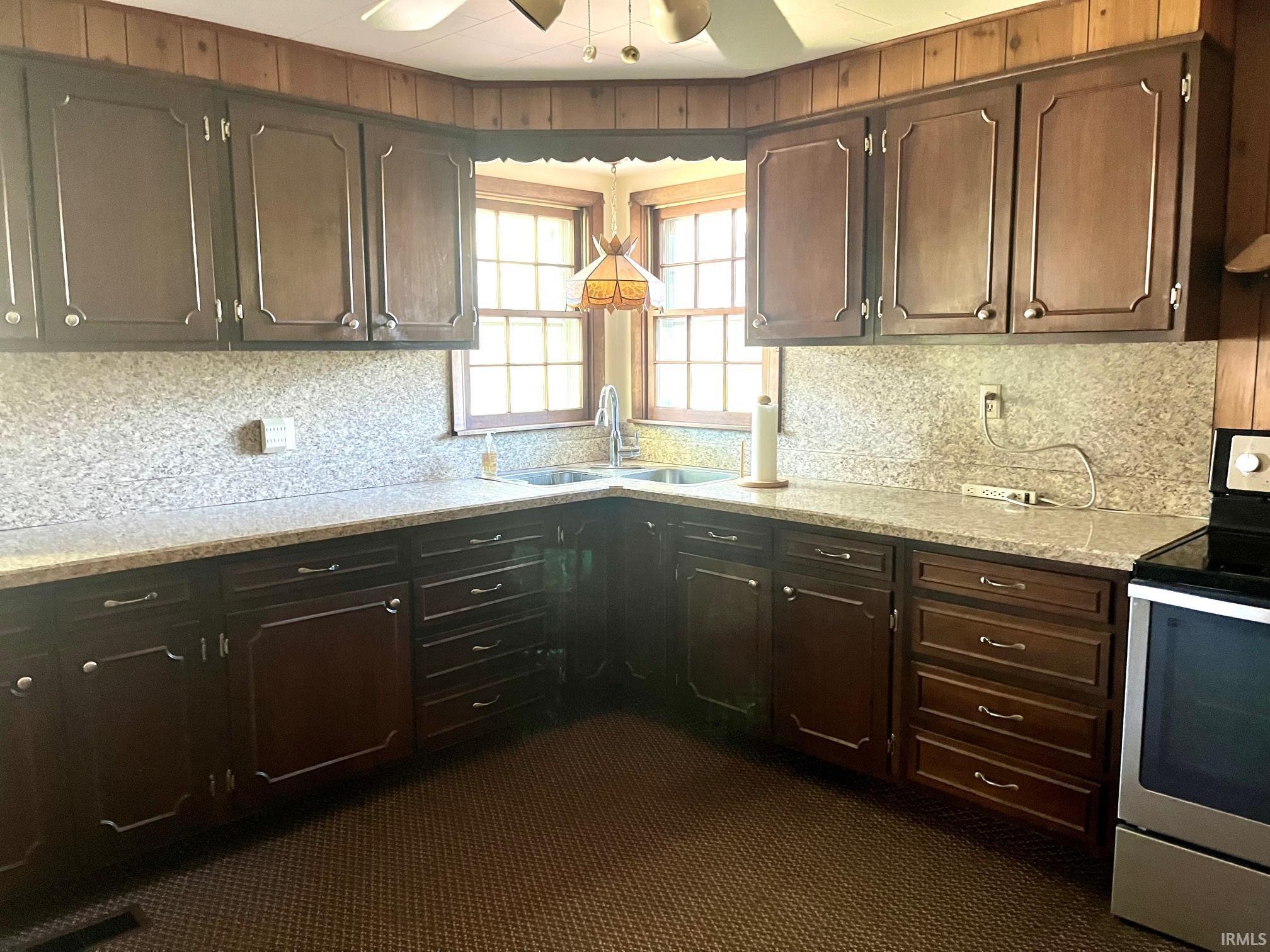 400 North Center Road Boonville, IN 47601 - Photo 15 of 36