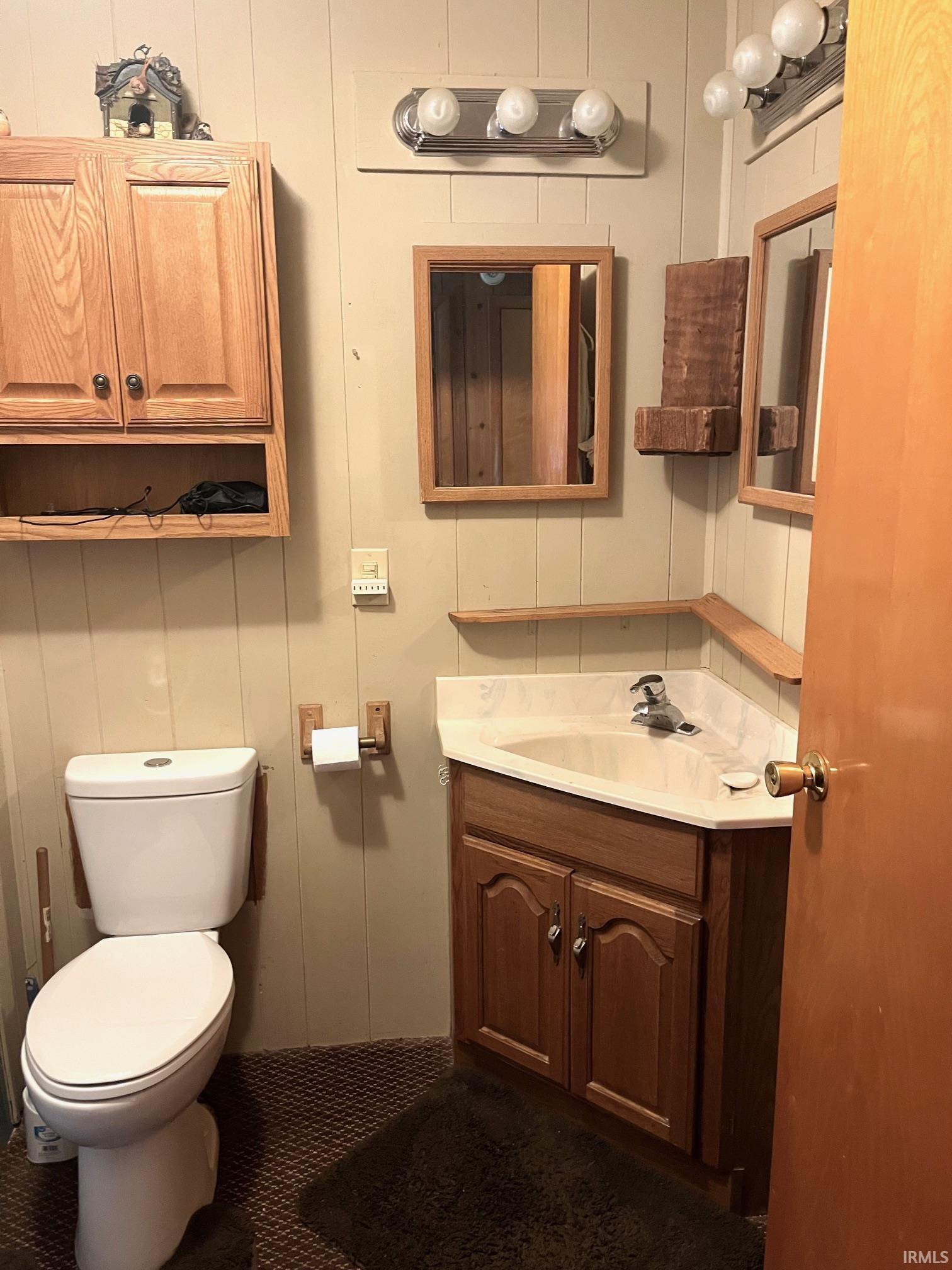 400 North Center Road Boonville, IN 47601 - Photo 25 of 36