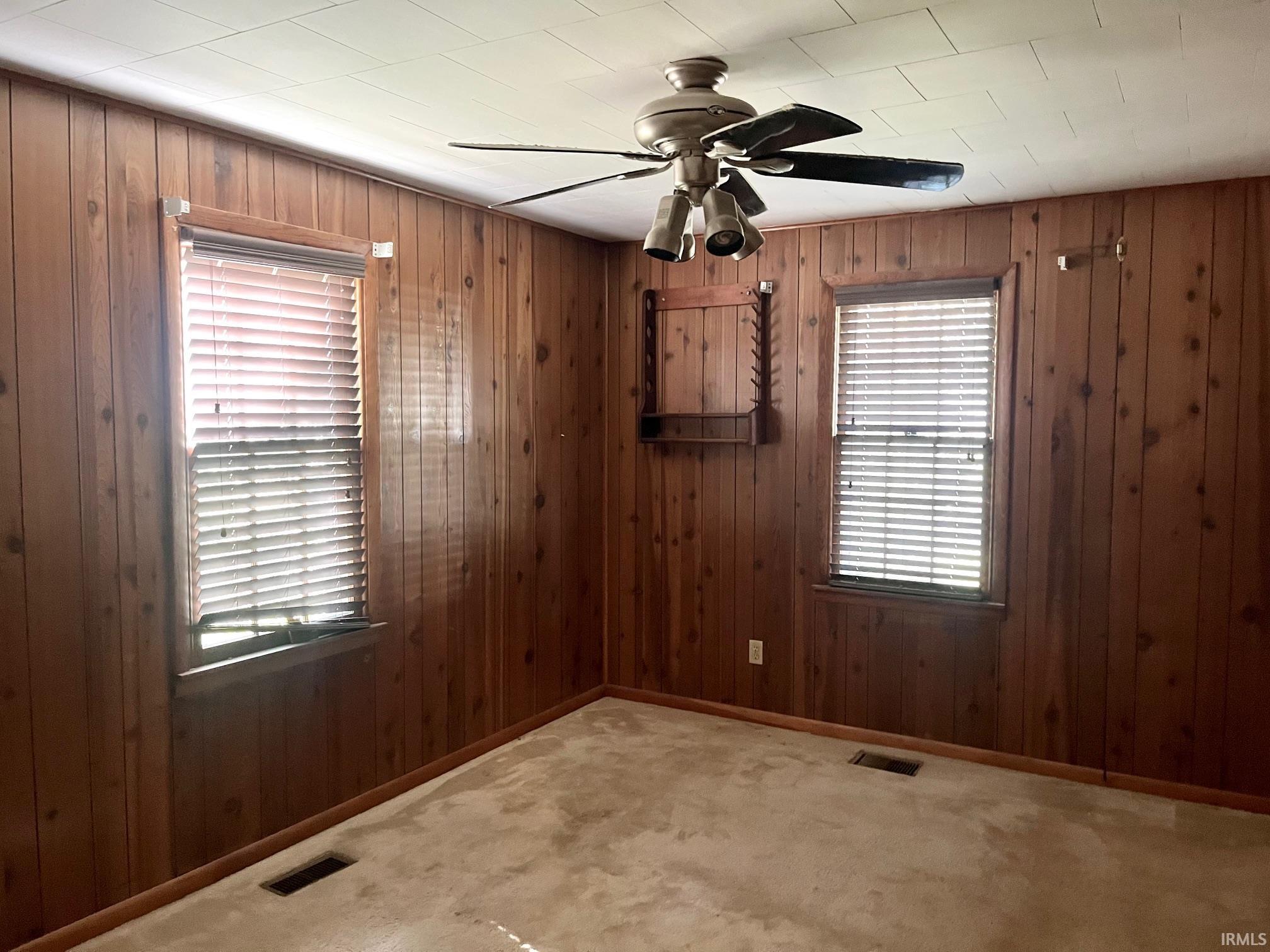 400 North Center Road Boonville, IN 47601 - Photo 26 of 36