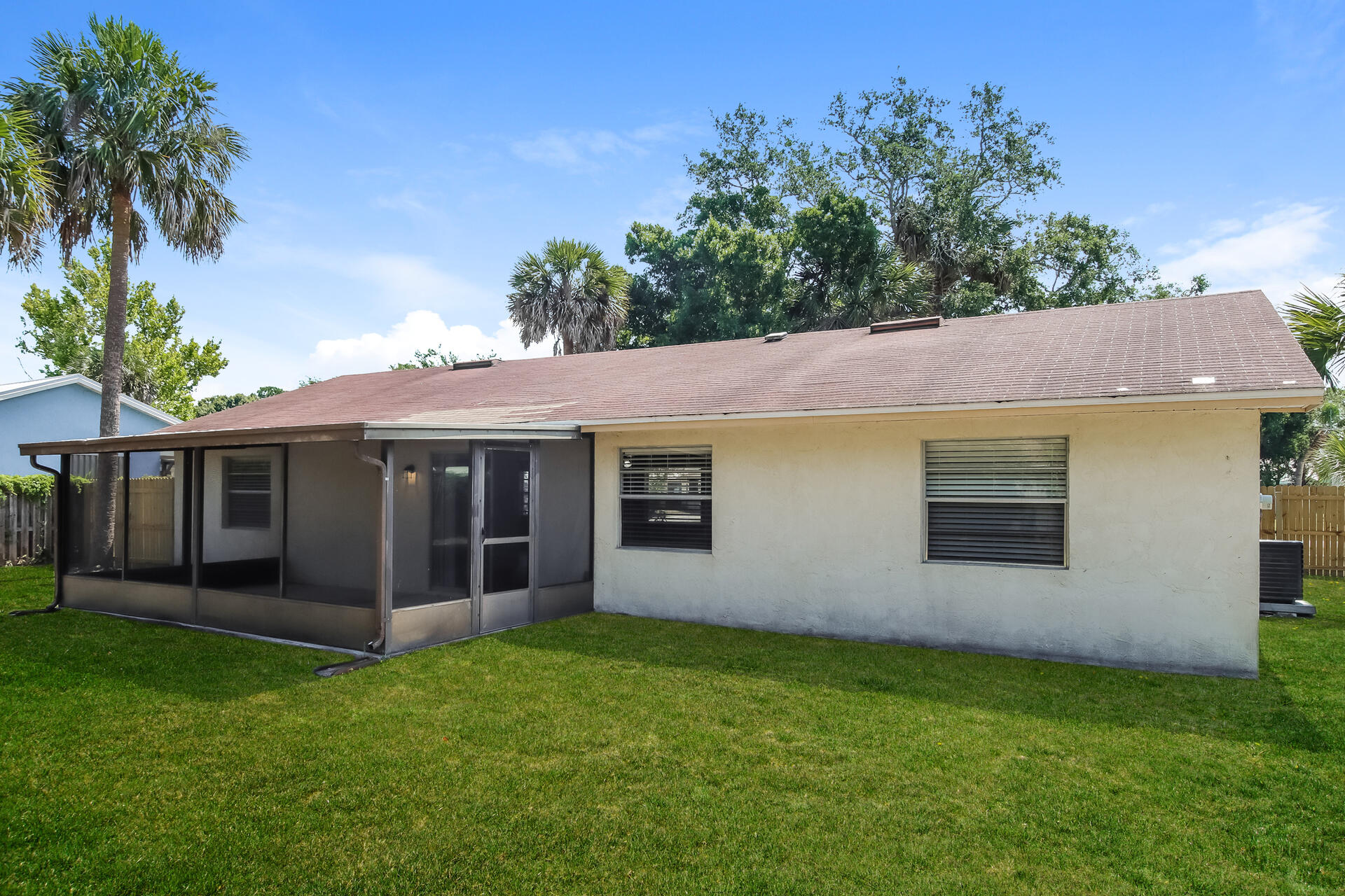 3386 Jay Tee Drive Melbourne, FL 32901 - Photo 15 of 16 a view of house with backyard and garden