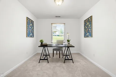 $495,500 | 716 Harvest Point Drive, Fuquay-Varina, NC 27526