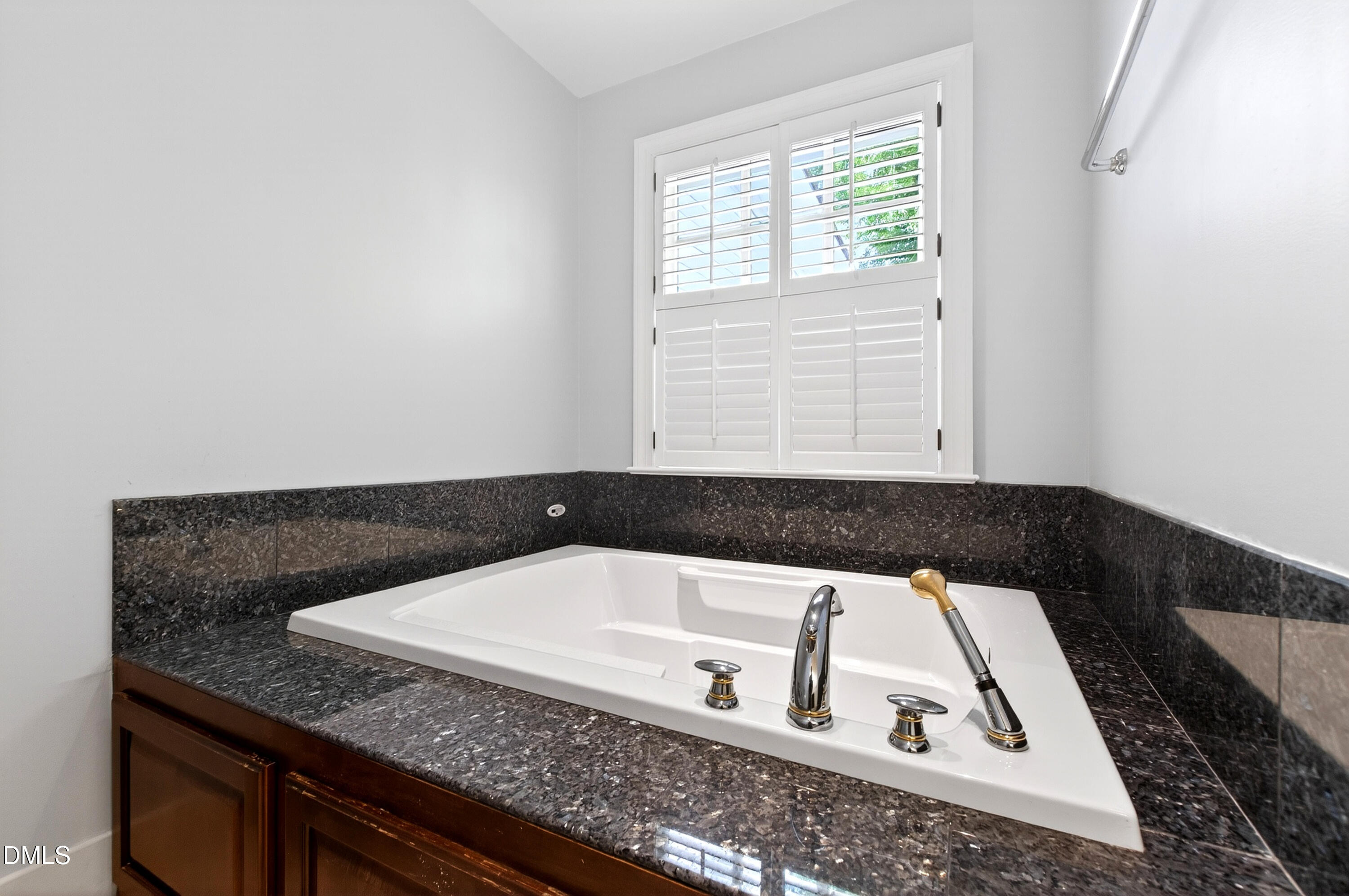 325 Buncombe Street Raleigh, NC 27609 - Photo 36 of 88 Buncombe (17)