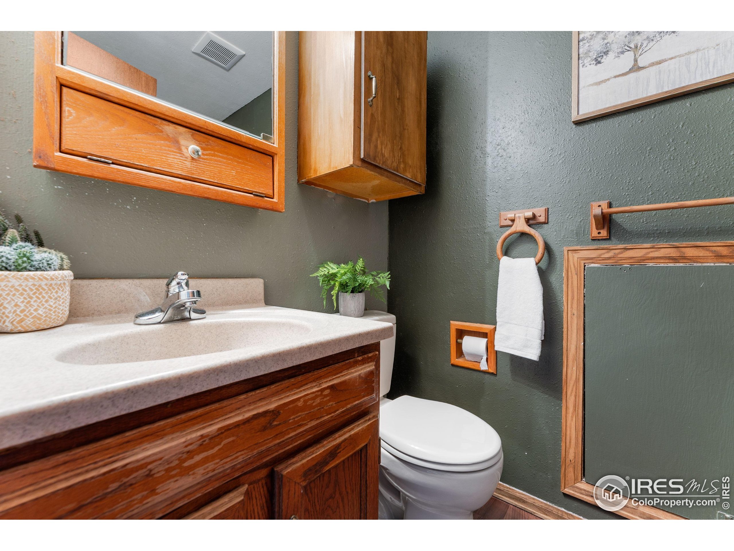 1900 Carr Drive Longmont, CO 80501 - Photo 15 of 30