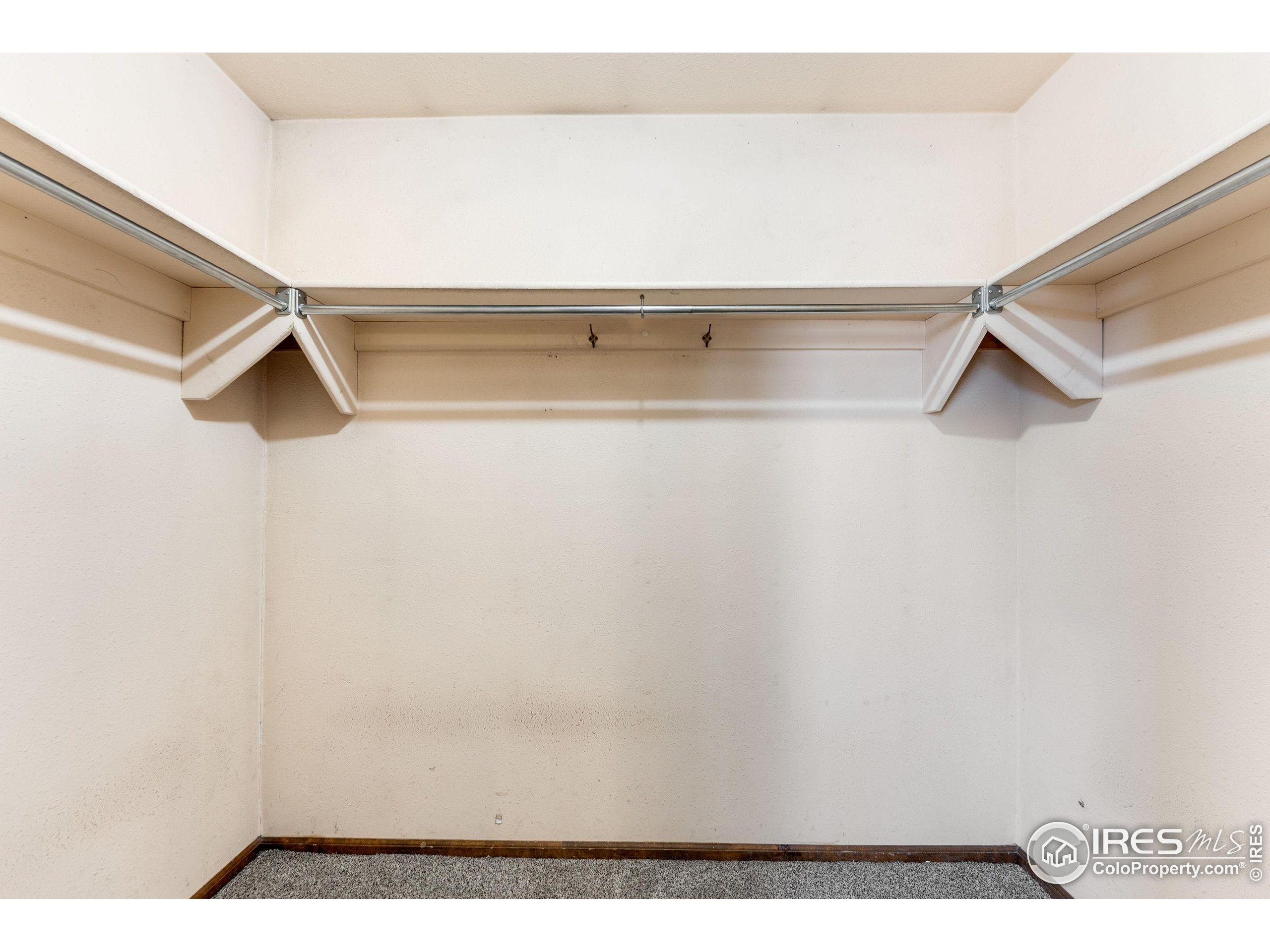 1900 Carr Drive Longmont, CO 80501 - Photo 18 of 30