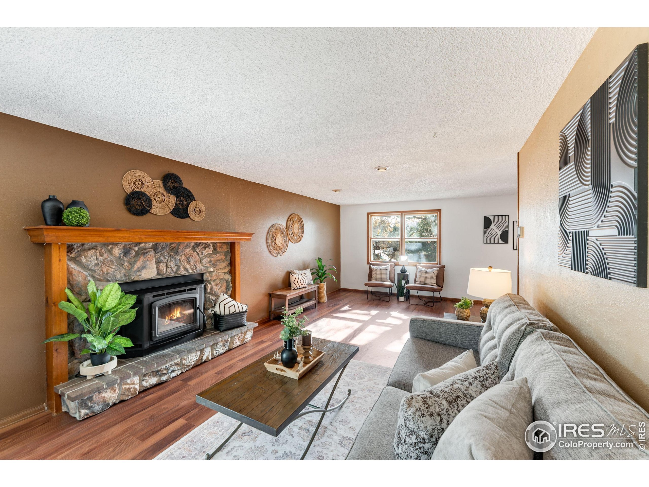 1900 Carr Drive Longmont, CO 80501 - Photo 3 of 30