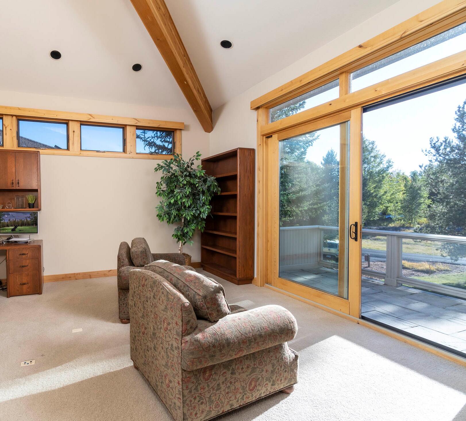 56946 River Road Sunriver, OR 97707 - Photo 21 of 44 021