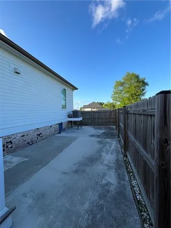 $309,000 | 2917 Volpe Drive, Chalmette, LA 70043