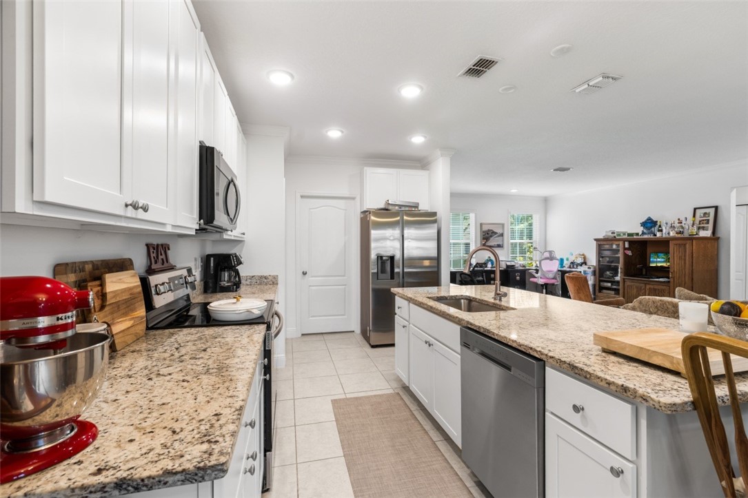 1343 Damask Lane Sebastian, FL 32958 - Photo 5 of 25