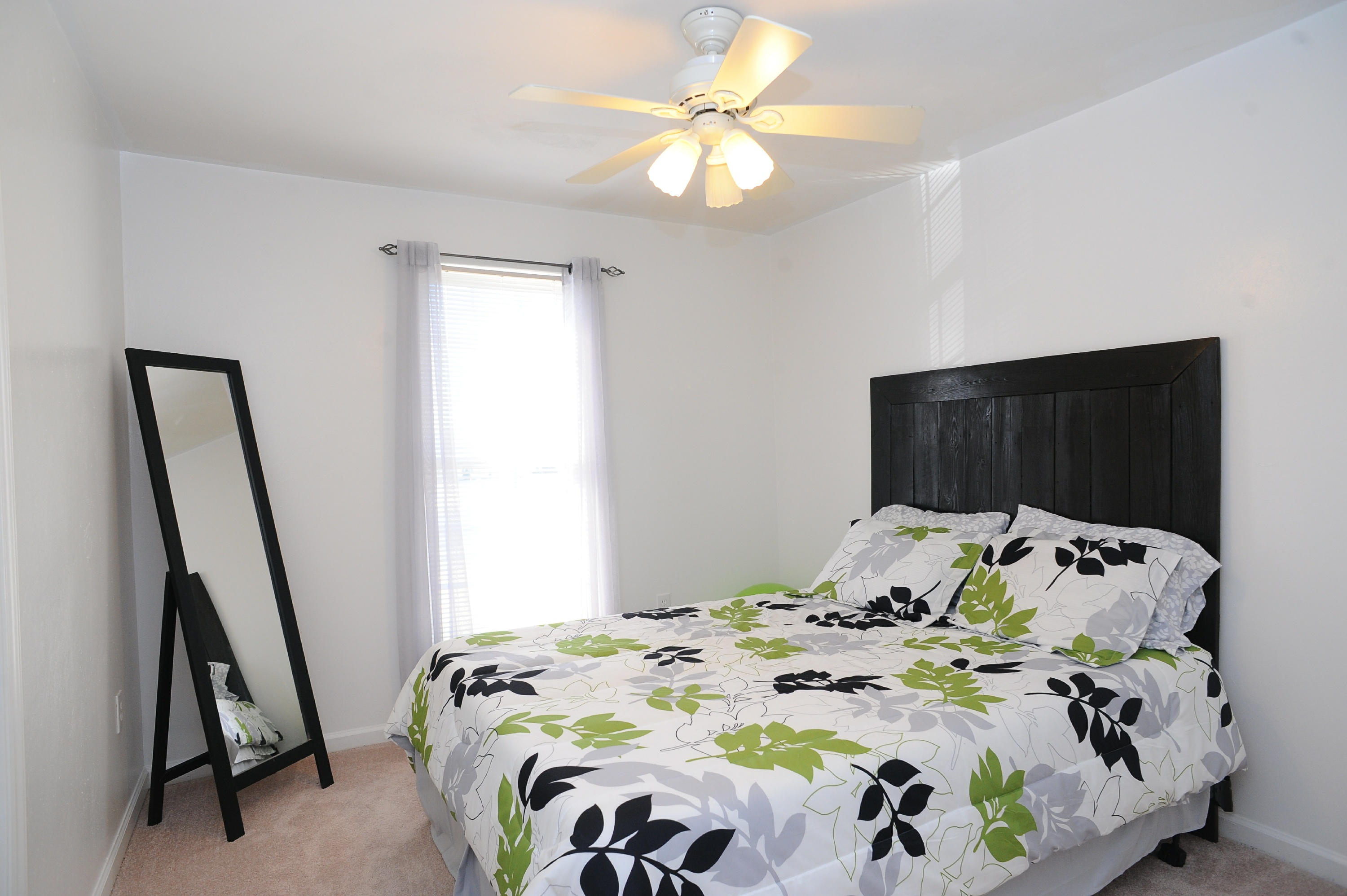 265 Northridge Road Hardy, VA 24101 - Photo 25 of 59 a bedroom with bed and a window