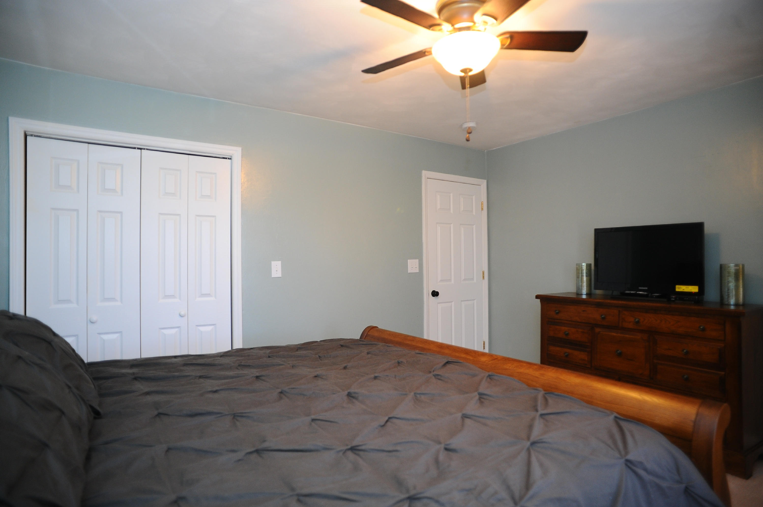 265 Northridge Road Hardy, VA 24101 - Photo 31 of 59 a bedroom with a bed and a flat screen tv