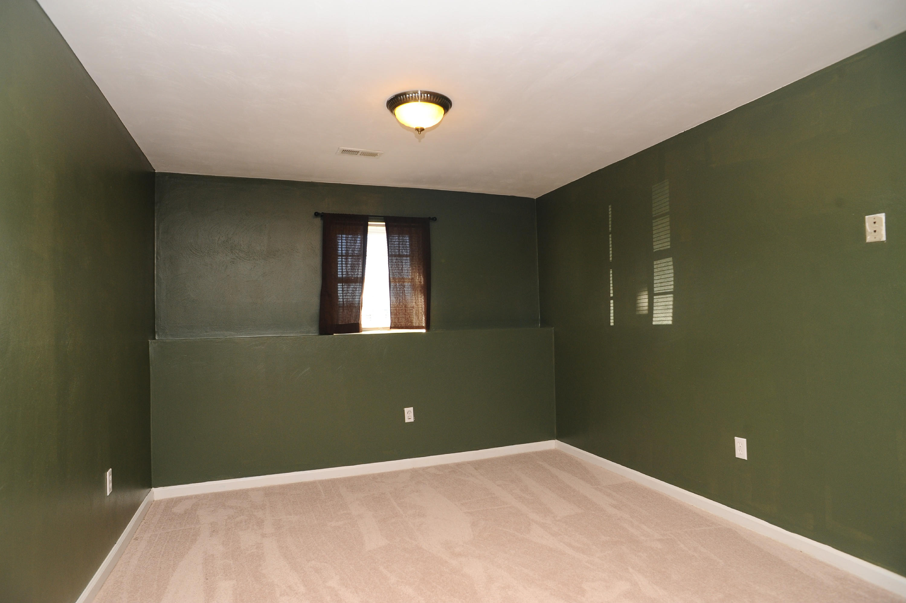 265 Northridge Road Hardy, VA 24101 - Photo 40 of 59 a view of a livingroom with a window