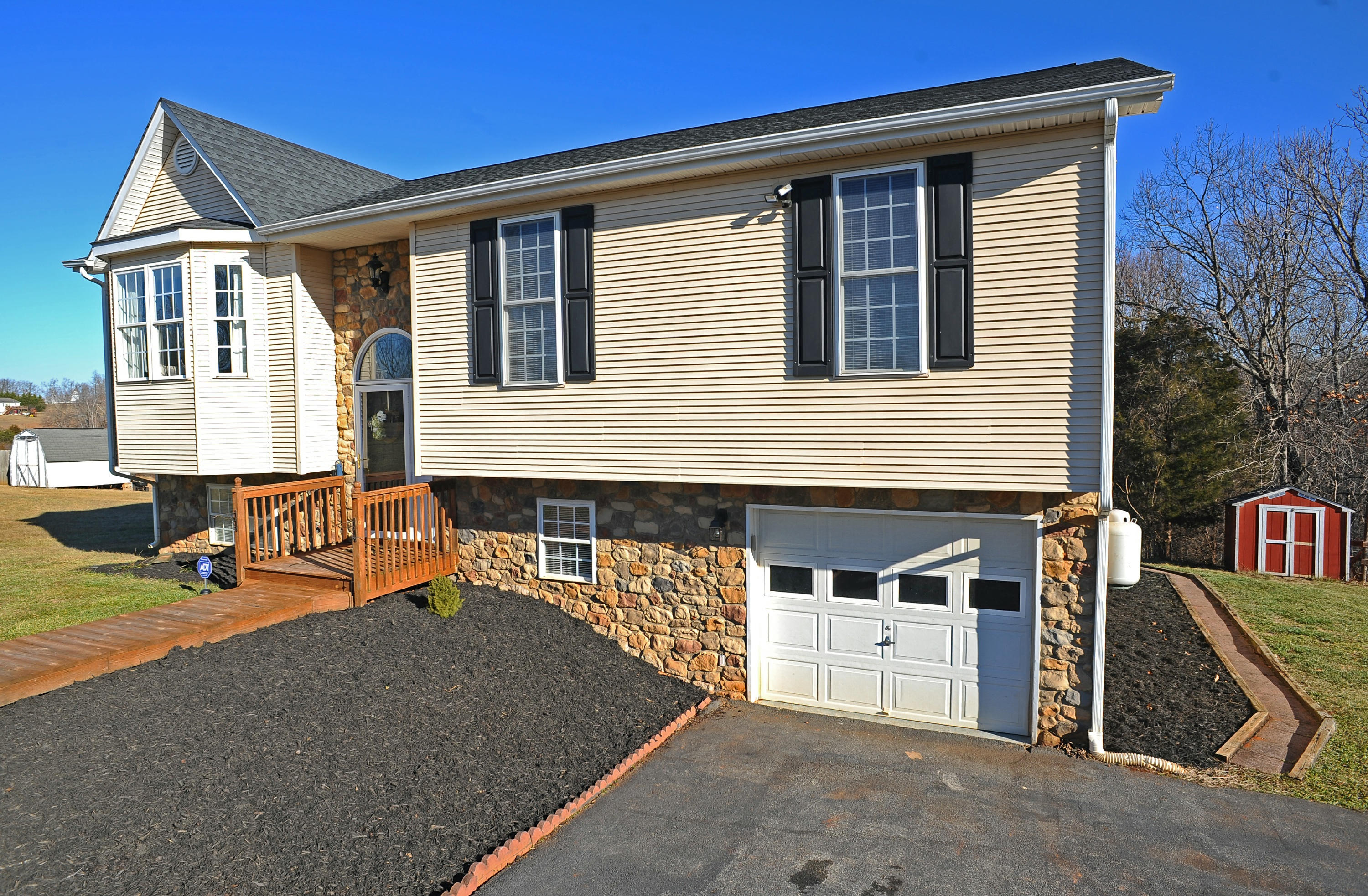 265 Northridge Road Hardy, VA 24101 - Photo 54 of 59 a front view of a house with garage