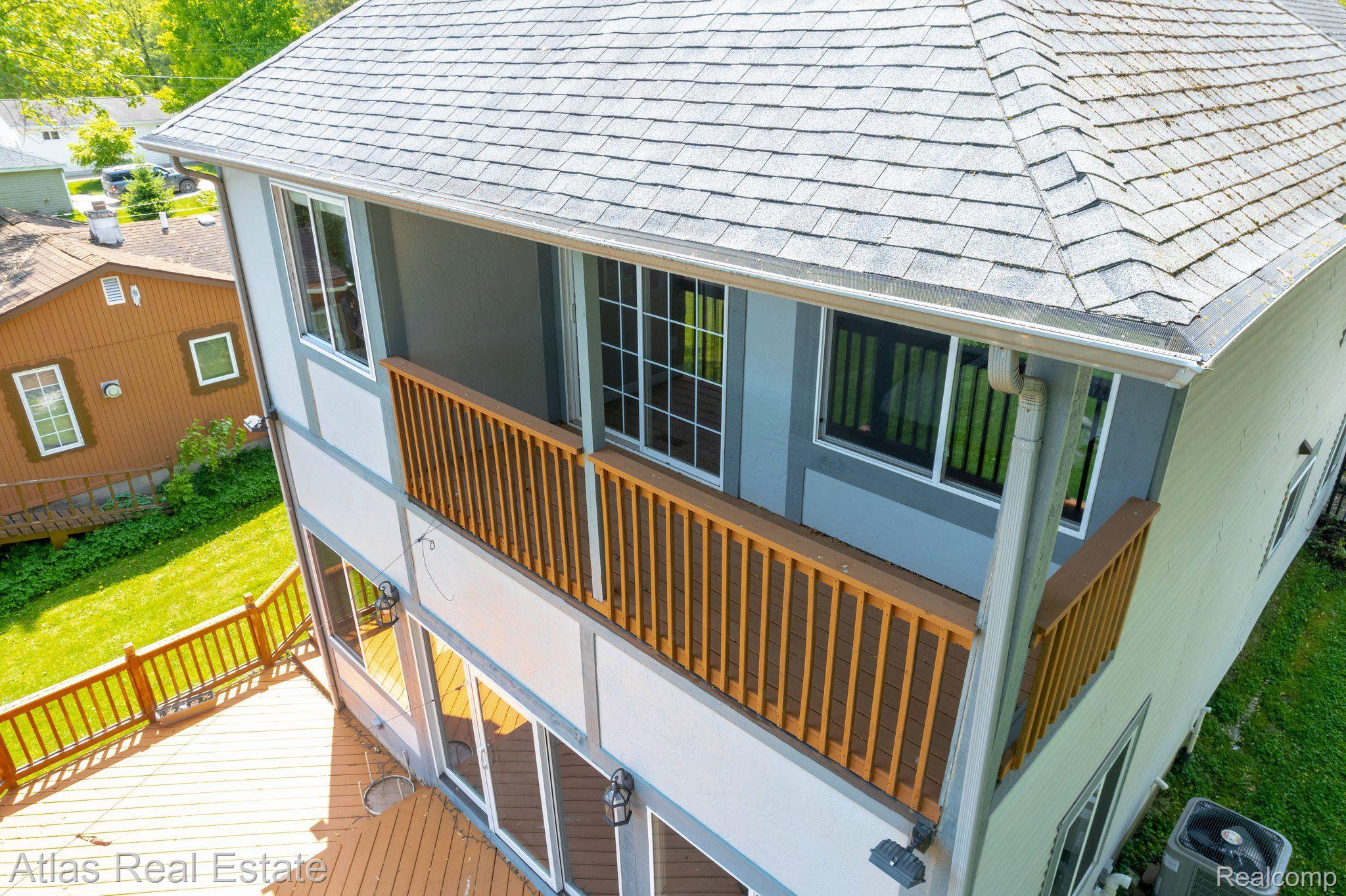 6230 Bullard Road Fenton, MI 48430 - Photo 10 of 63 Gallery Image 10