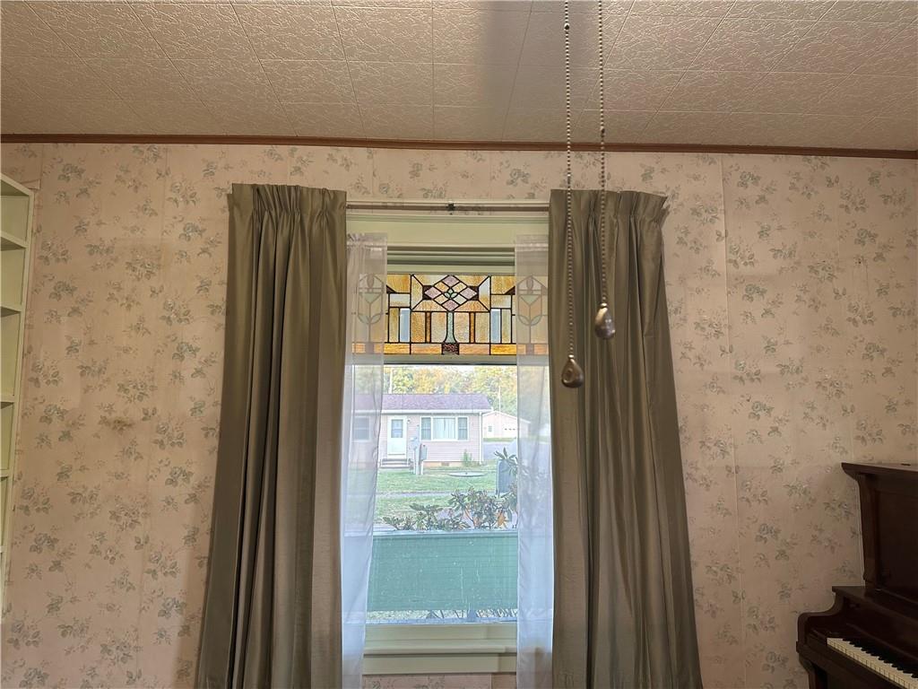 626 Sterner Street Confluence, PA 15424 - Photo 7 of 49