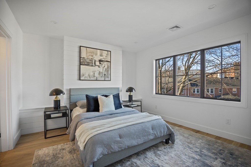 33 Glenland Road, Unit 2 Brookline, MA 02467 - Photo 23 of 40 Gallery Image 23