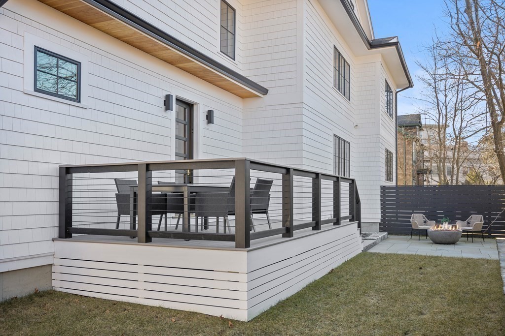 33 Glenland Road, Unit 2 Brookline, MA 02467 - Photo 40 of 40 Gallery Image 40