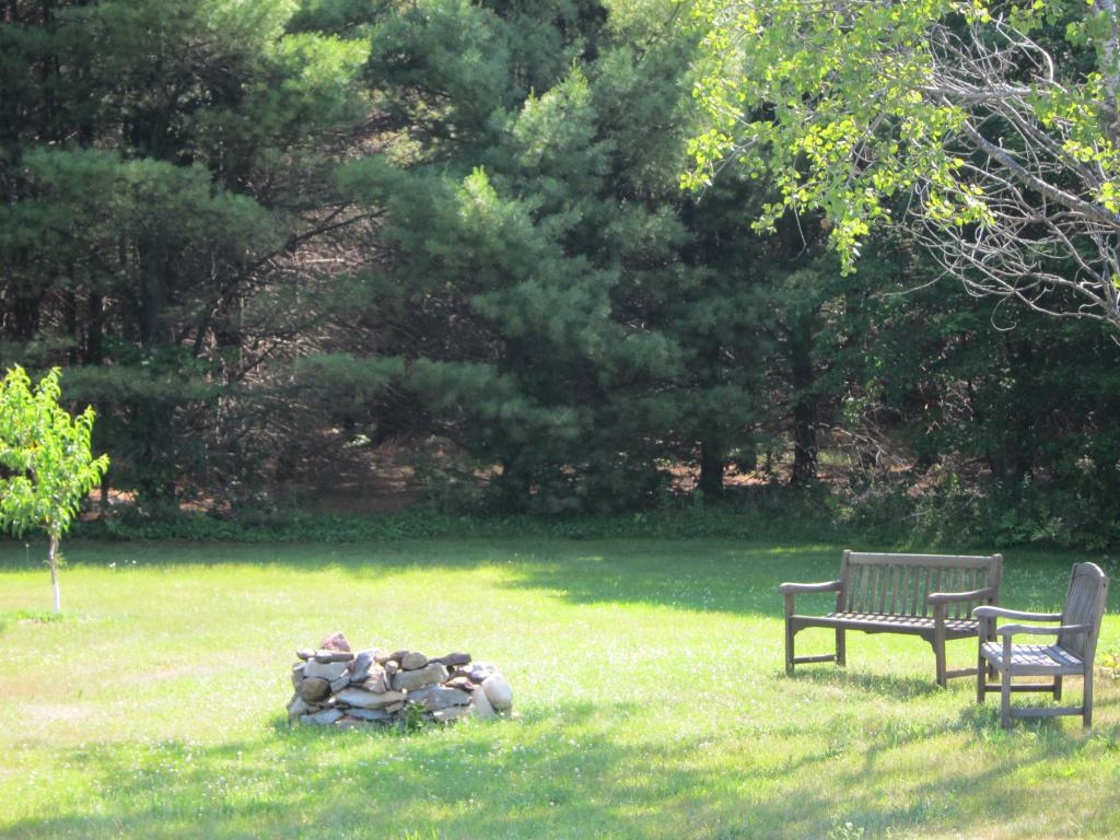1102 B Montalona Road, Unit B Dunbarton, NH 03046 - Photo 8 of 28