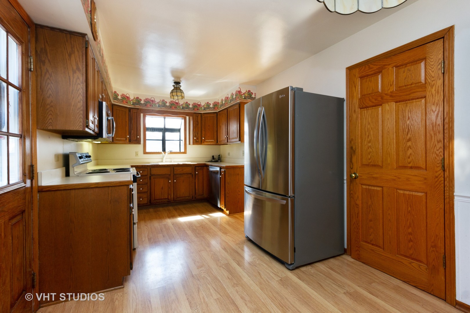 1111 Hickory Road Homewood, IL 60430 - Photo 5 of 14