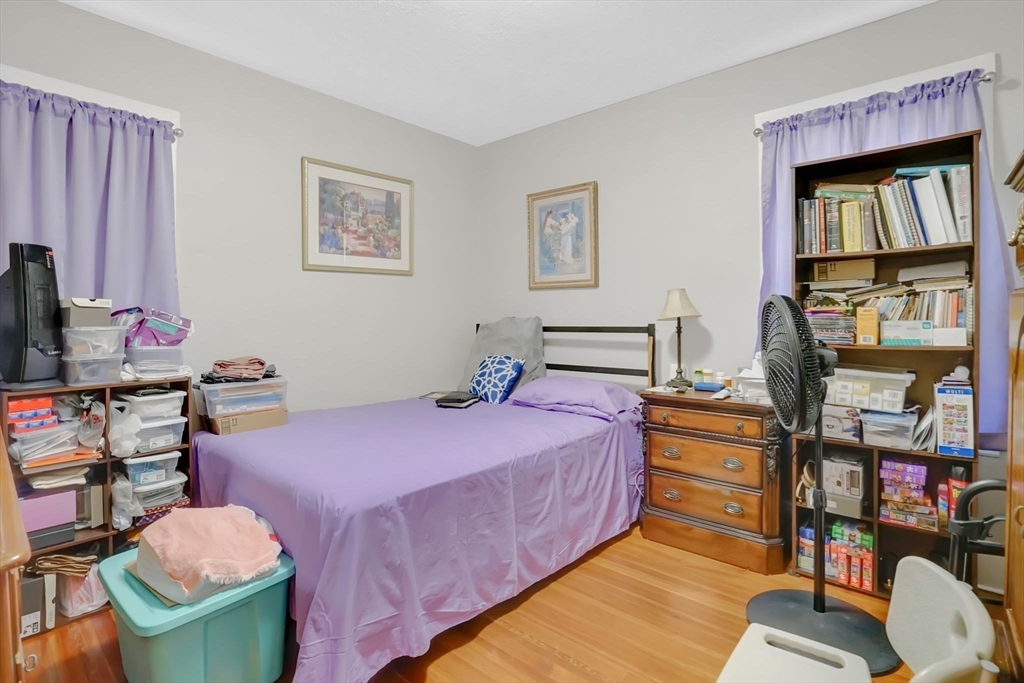 35-37 Narragansett Street Springfield, MA 01107 - Photo 18 of 41