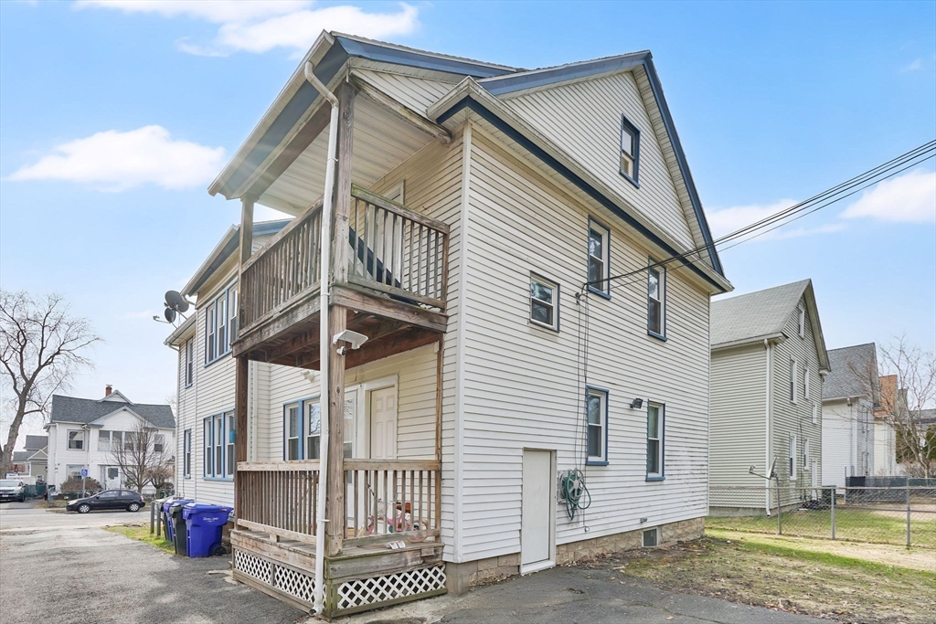 35-37 Narragansett Street Springfield, MA 01107 - Photo 2 of 41