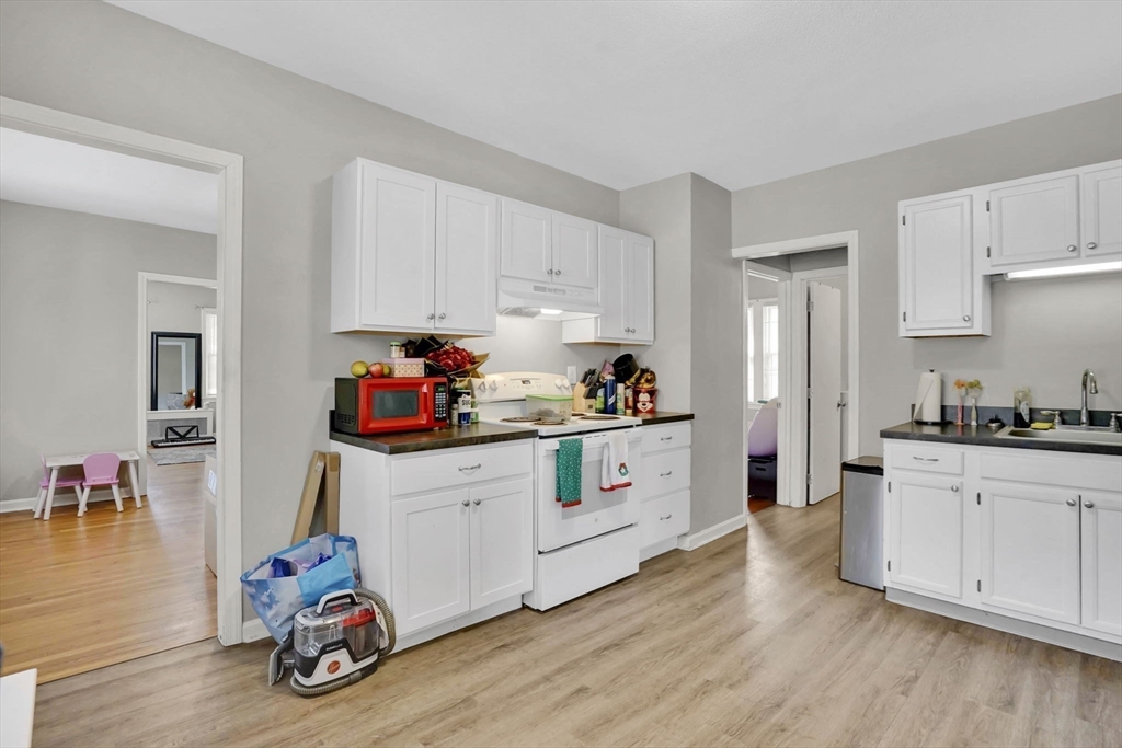 35-37 Narragansett Street Springfield, MA 01107 - Photo 27 of 41