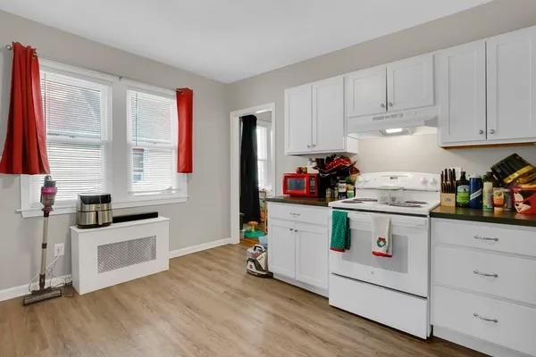 $395,000 | 35-37 Narragansett Street, Springfield, MA 01107