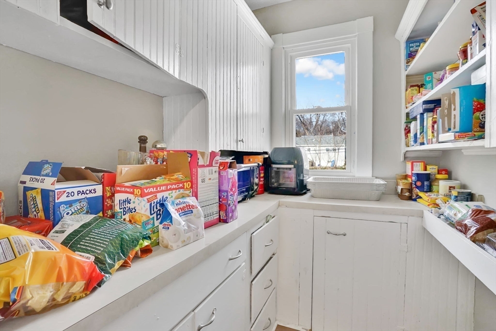 35-37 Narragansett Street Springfield, MA 01107 - Photo 31 of 41