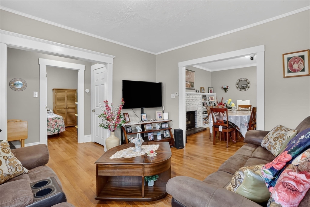 35-37 Narragansett Street Springfield, MA 01107 - Photo 6 of 41