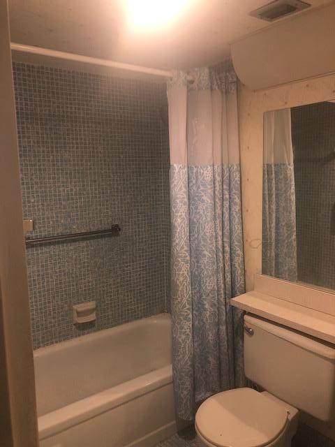 329 Preston H, Unit 329 Boca Raton, FL 33434 - Photo 6 of 19 BATHROOM