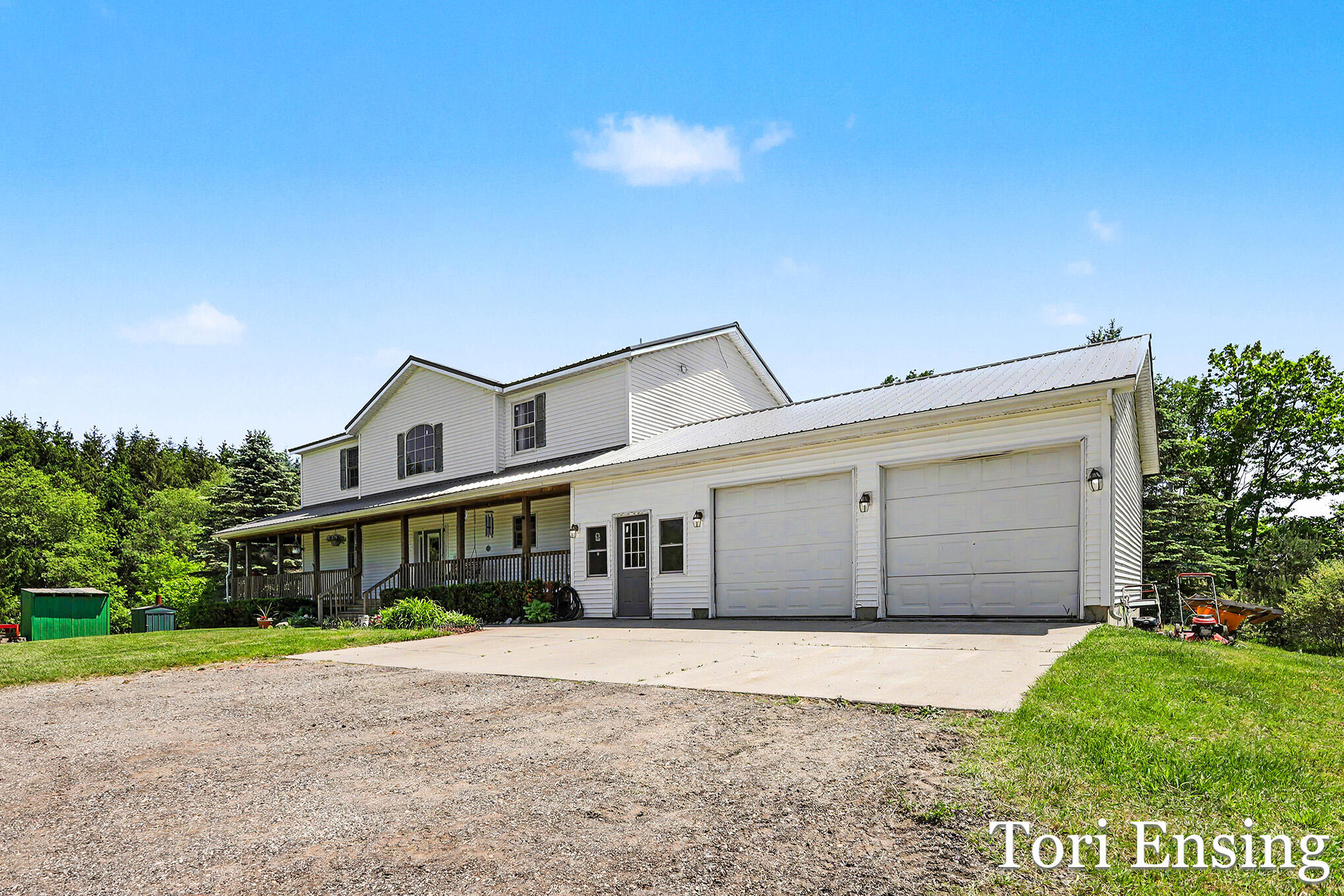 4654 Woods Road Sidney, MI 48885 - Photo 3 of 42 IMG_1175