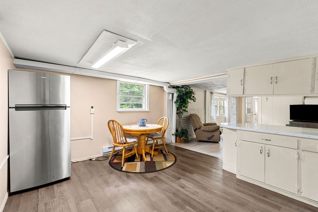 124 Hazen Road Shirley, MA 01464 - Photo 6 of 29