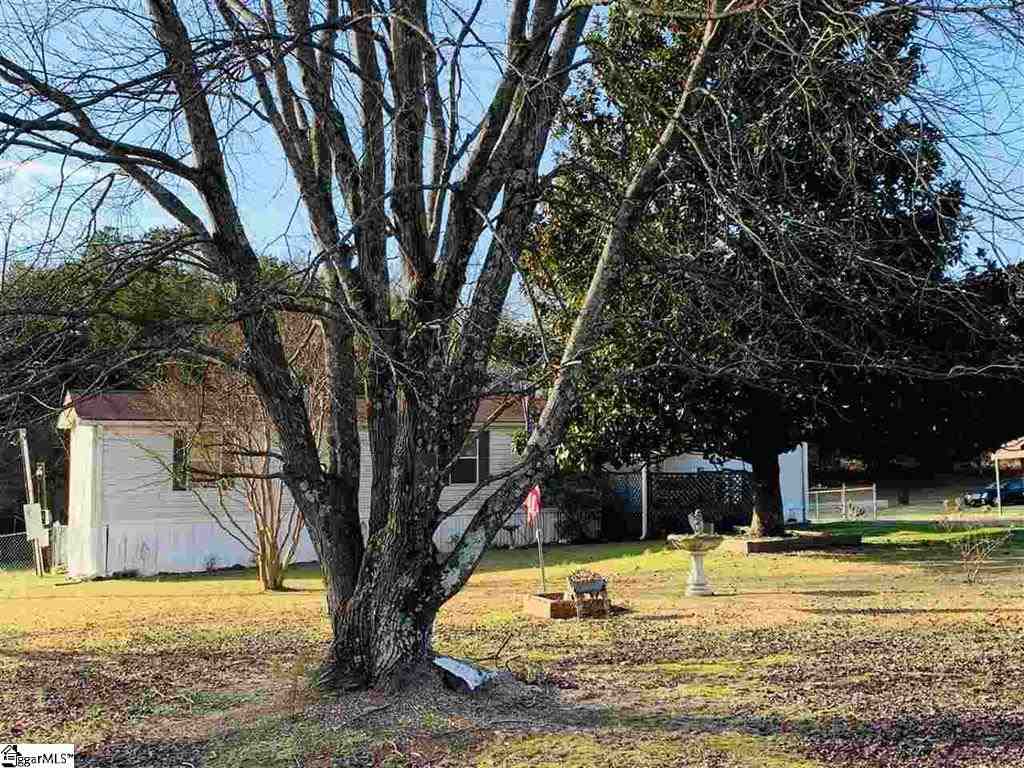340 Rosedale Drive Greer, SC 29651 - Photo 1 of 8