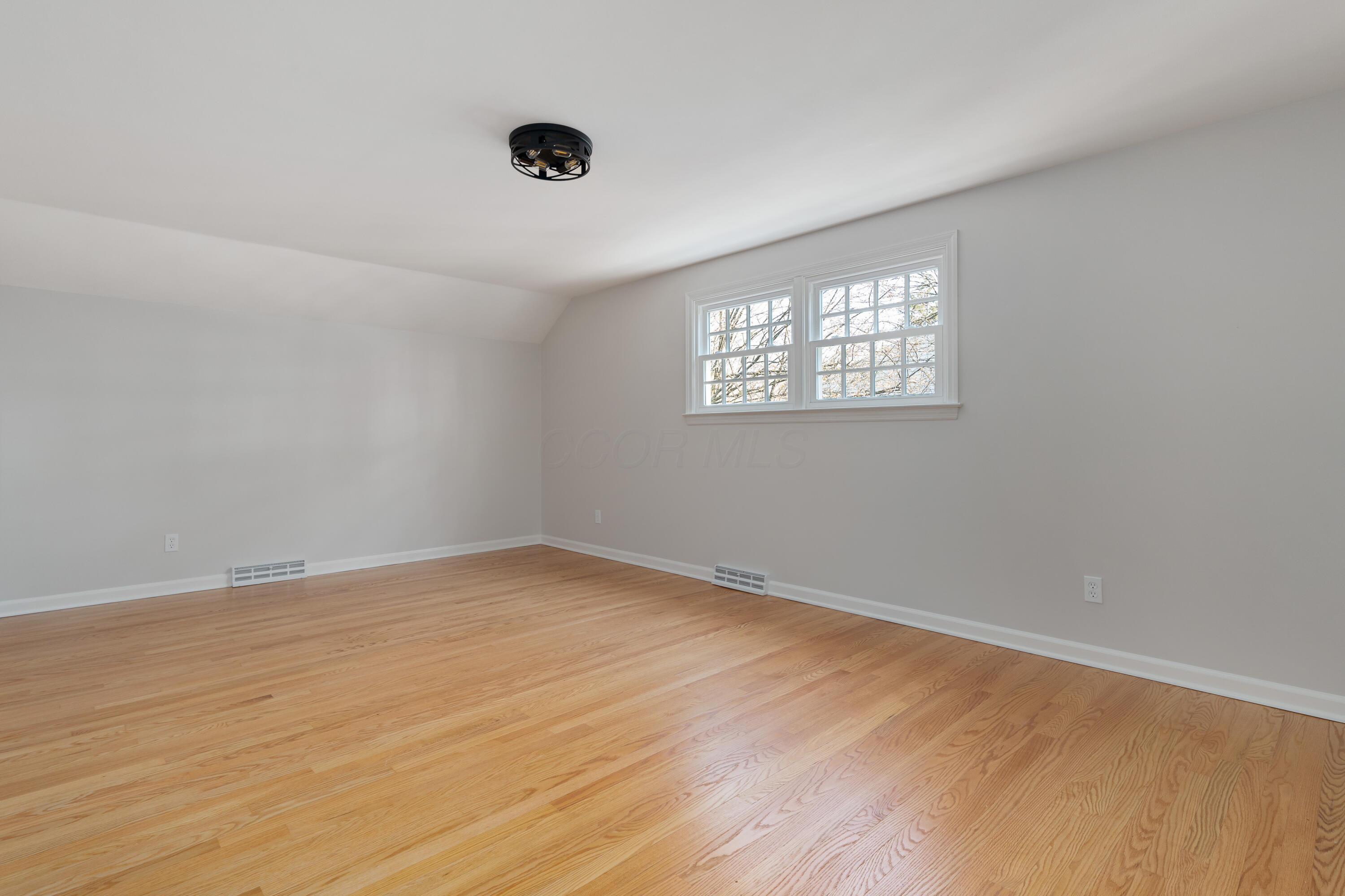 2101 Pinebrook Road Columbus, OH 43220 - Photo 32 of 53 2nd Floor, Bedroom 1 12'6" x 18'10"" (+ -)