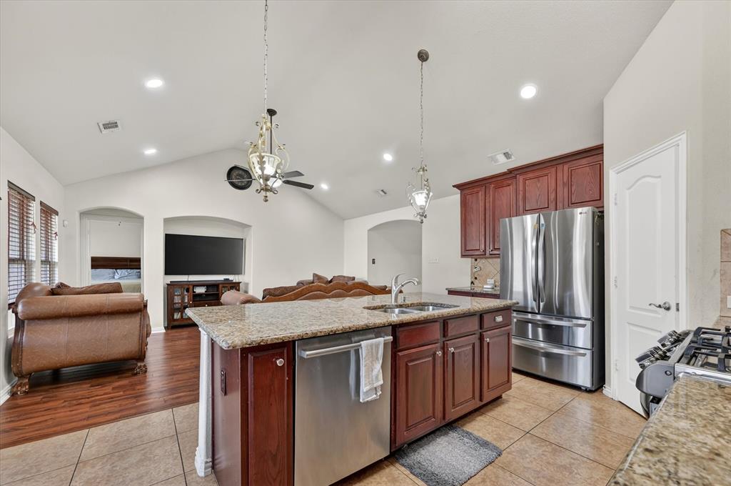 3812 Surf Street Denton, TX 76208 - Photo 12 of 33