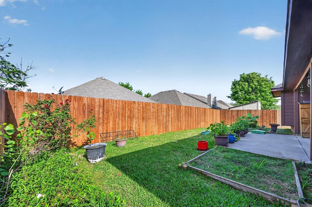 3812 Surf Street Denton, TX 76208 - Photo 30 of 33