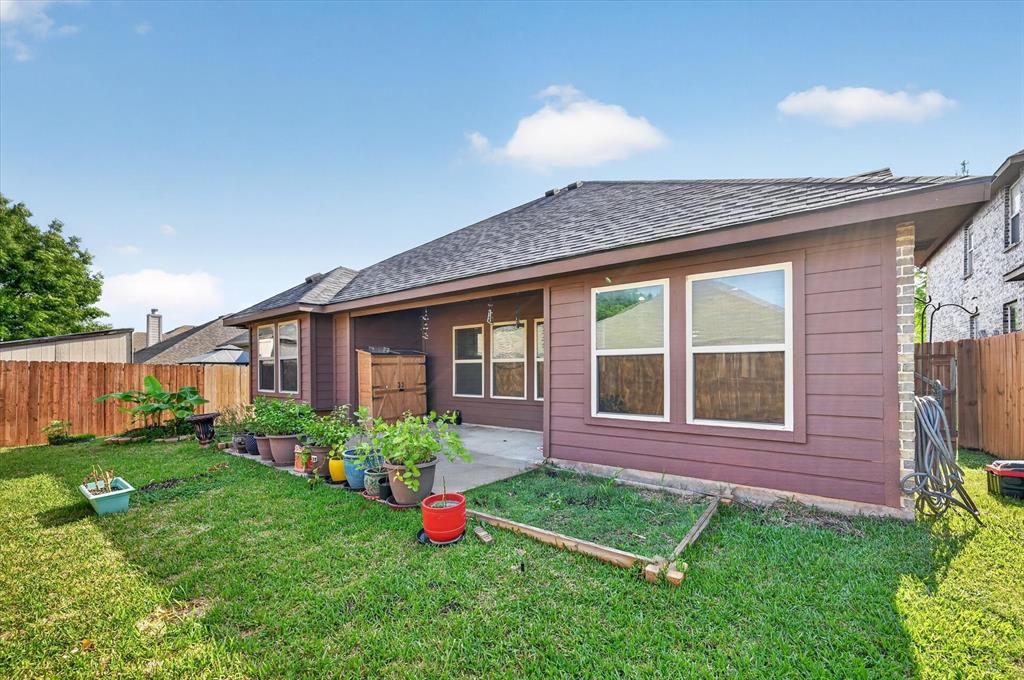 3812 Surf Street Denton, TX 76208 - Photo 31 of 33