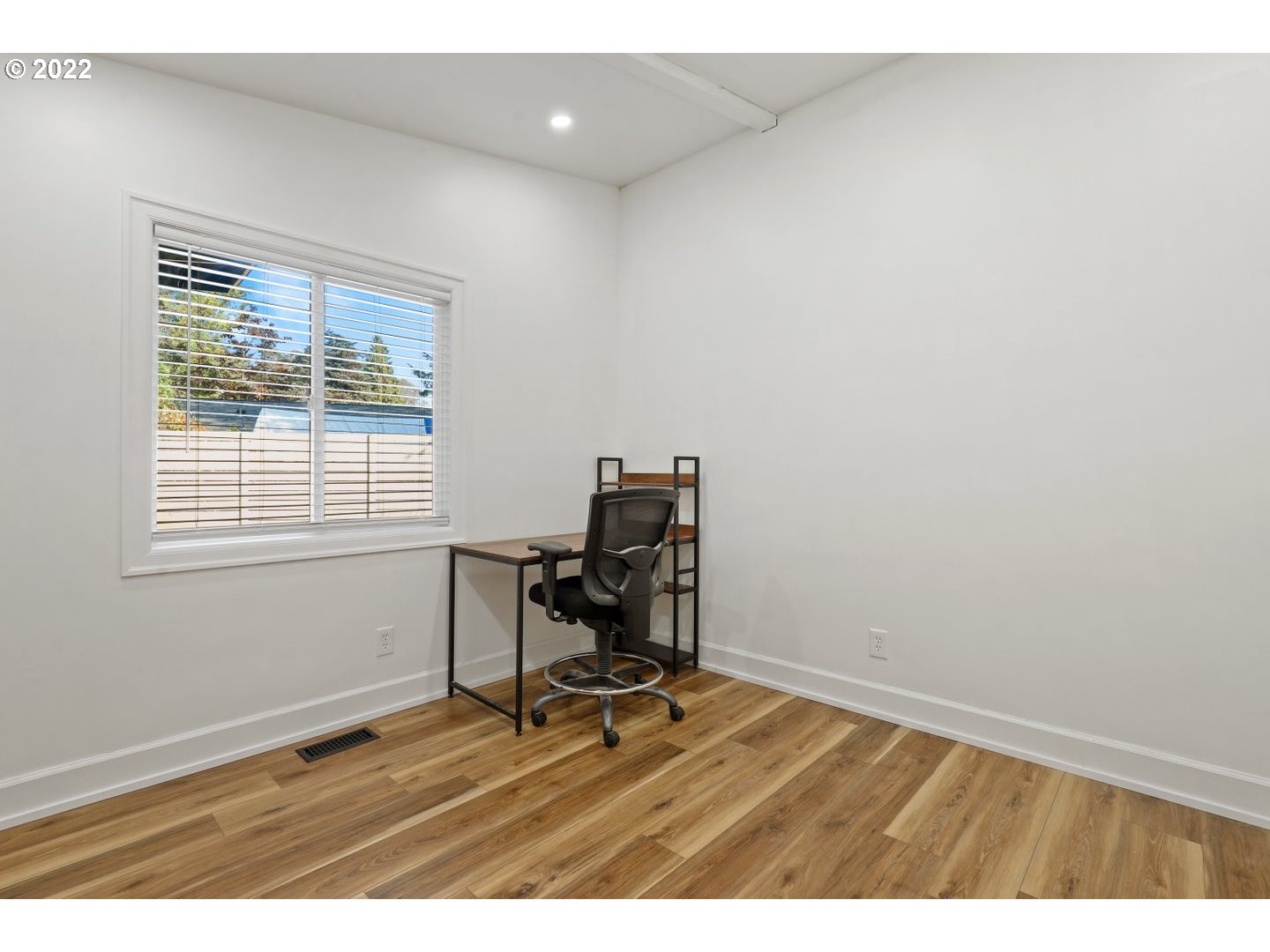 33367 Northwest Ej Smith Road Scappoose, OR 97056 - Photo 16 of 28 Gallery Image 16