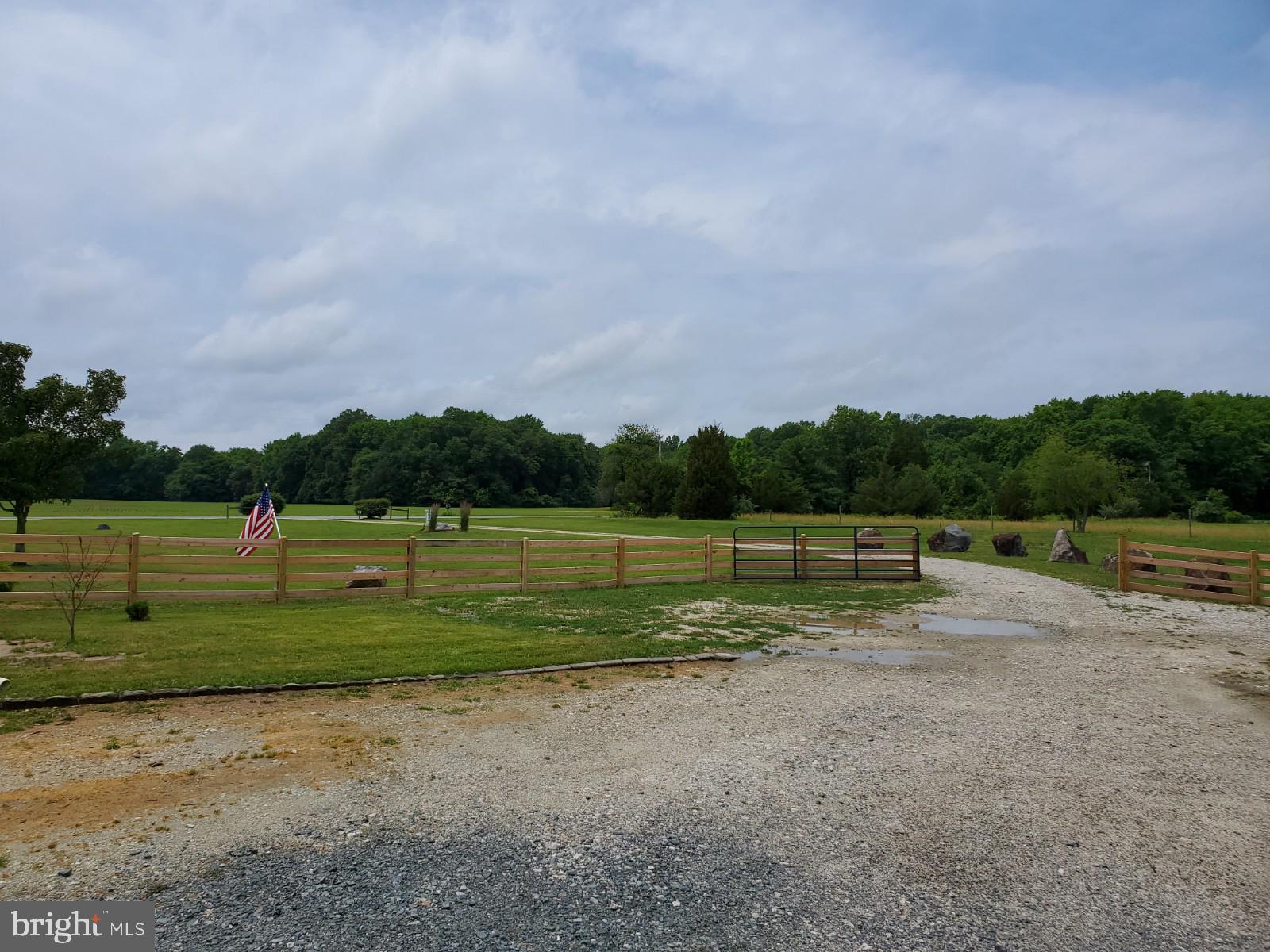 269 Walker School Road Townsend, DE 19734 - Photo 29 of 57 Gated entry at Driveway
