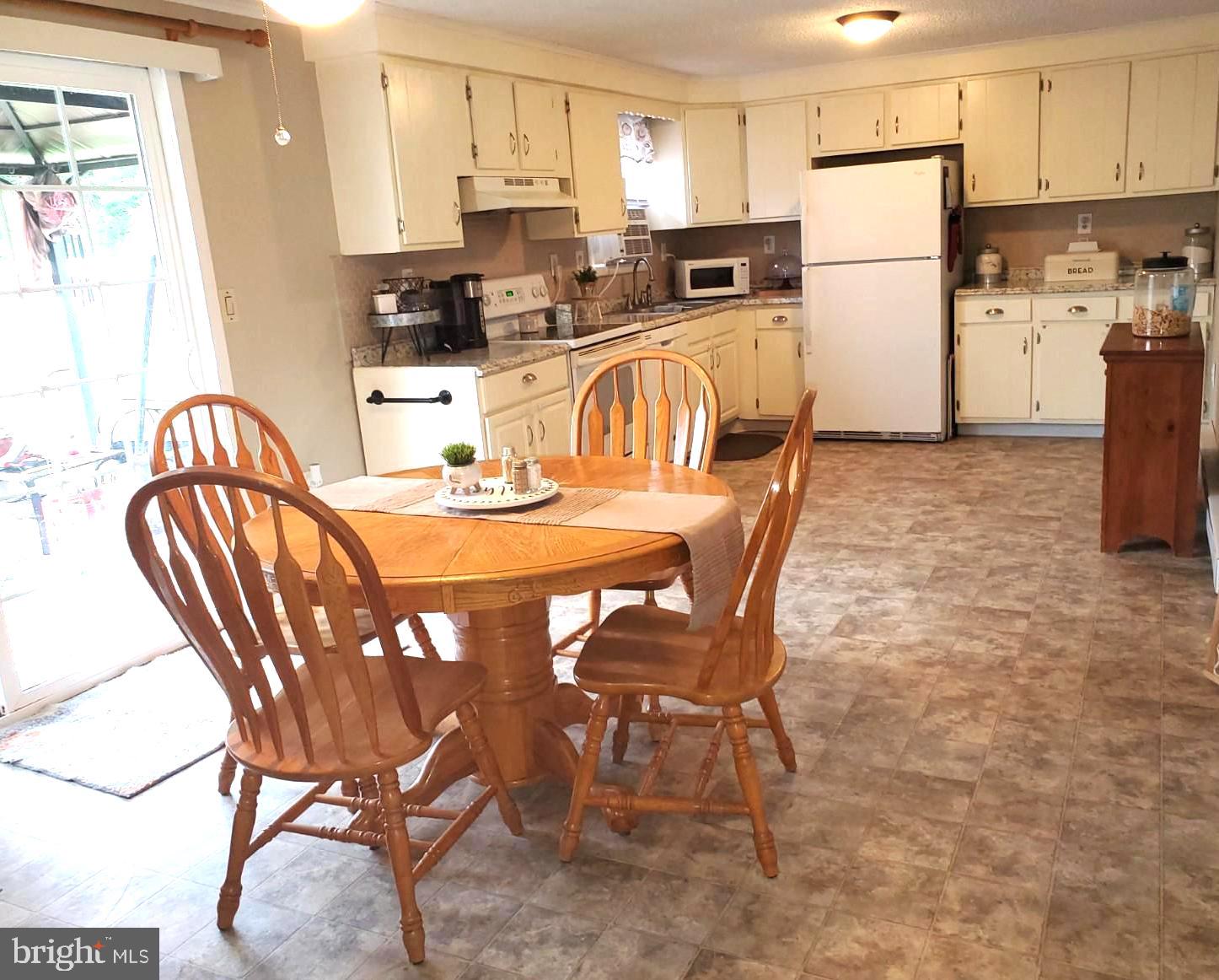 269 Walker School Road Townsend, DE 19734 - Photo 41 of 57 View from Breakfast room into Kitchen