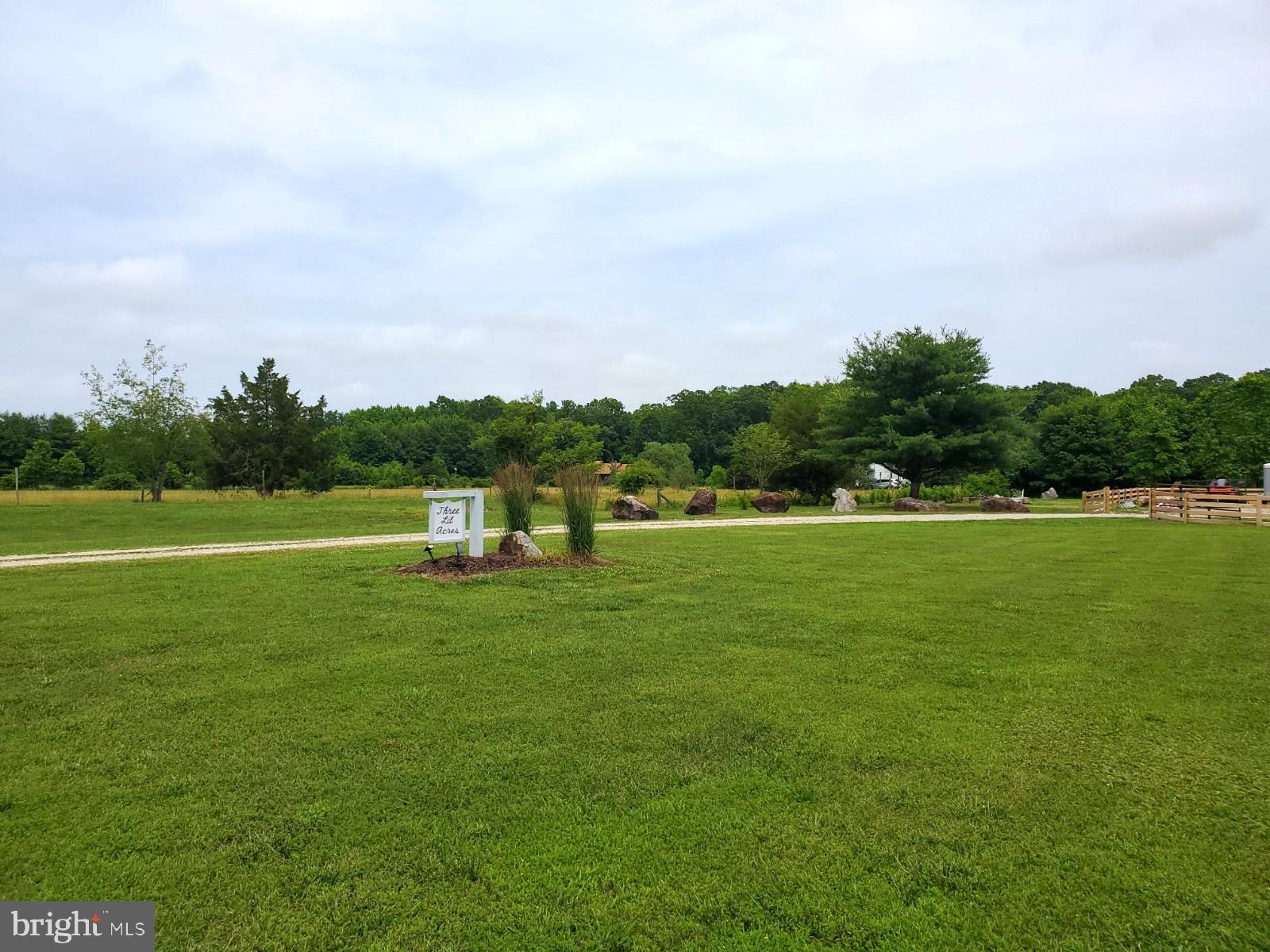269 Walker School Road Townsend, DE 19734 - Photo 9 of 57