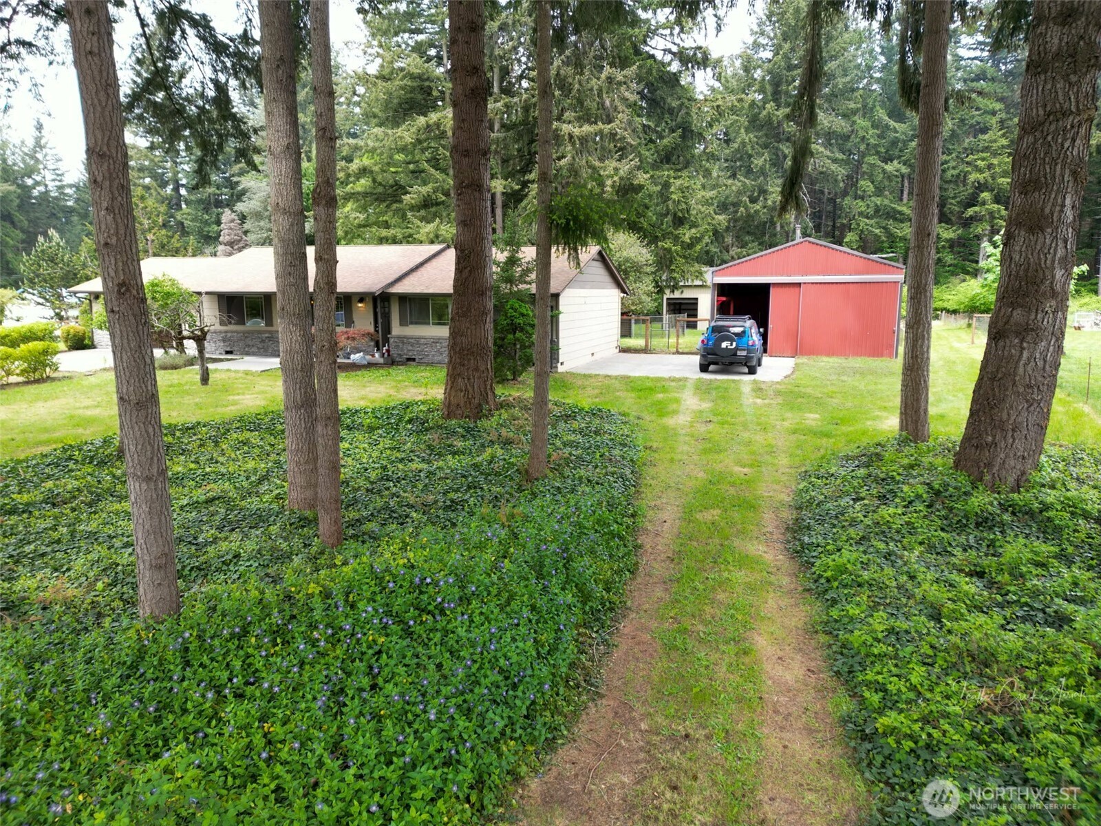 9844 173rd Avenue Southwest Rochester, WA 98579 - Photo 2 of 38