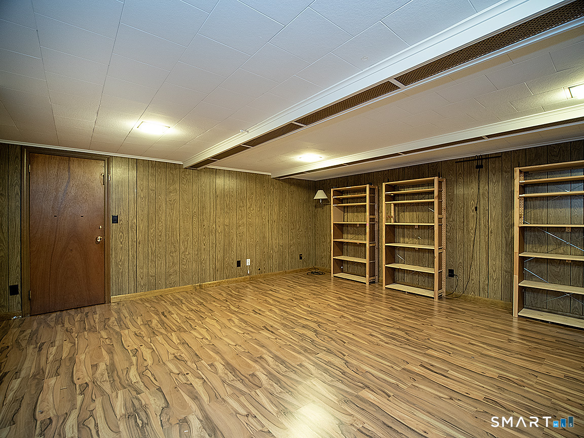 93 Centerbrook Road, Unit 93 Hamden, CT 06518 - Photo 15 of 32