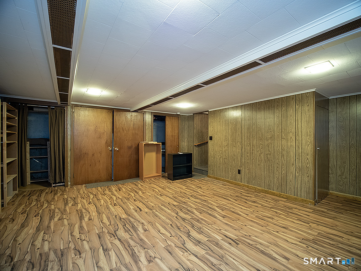 93 Centerbrook Road, Unit 93 Hamden, CT 06518 - Photo 17 of 32