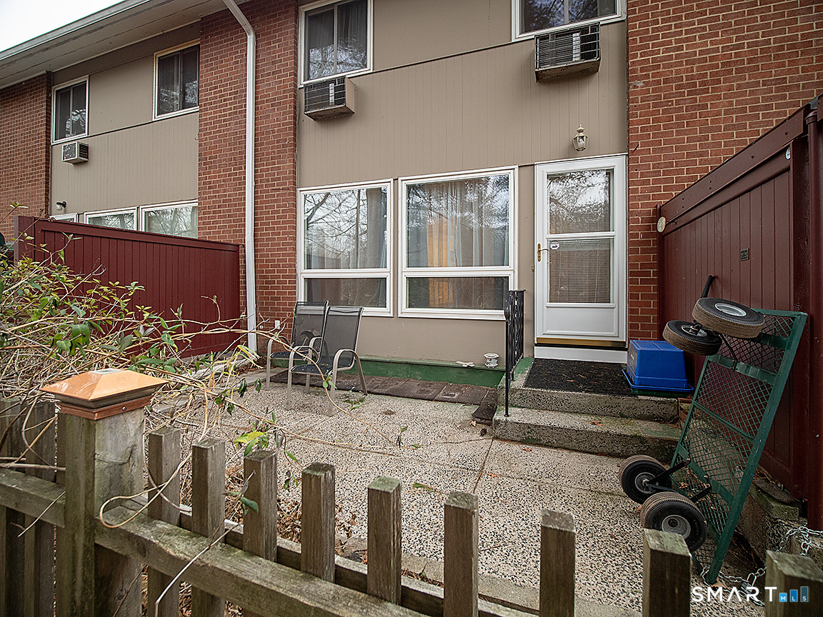 93 Centerbrook Road, Unit 93 Hamden, CT 06518 - Photo 30 of 32