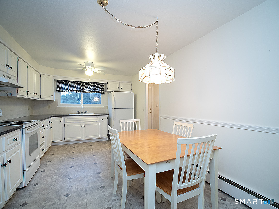 93 Centerbrook Road, Unit 93 Hamden, CT 06518 - Photo 7 of 32