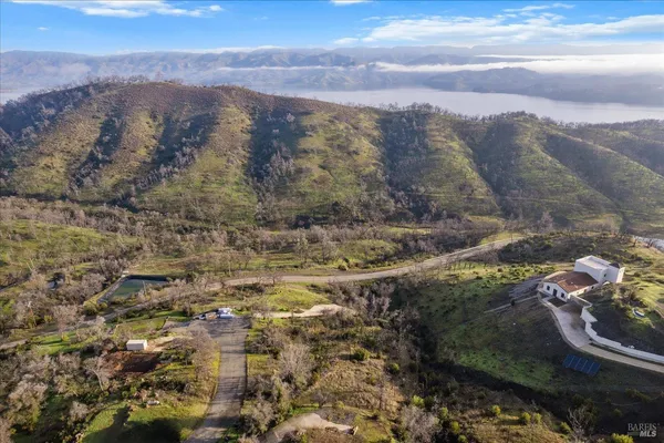 a view of a of mountains